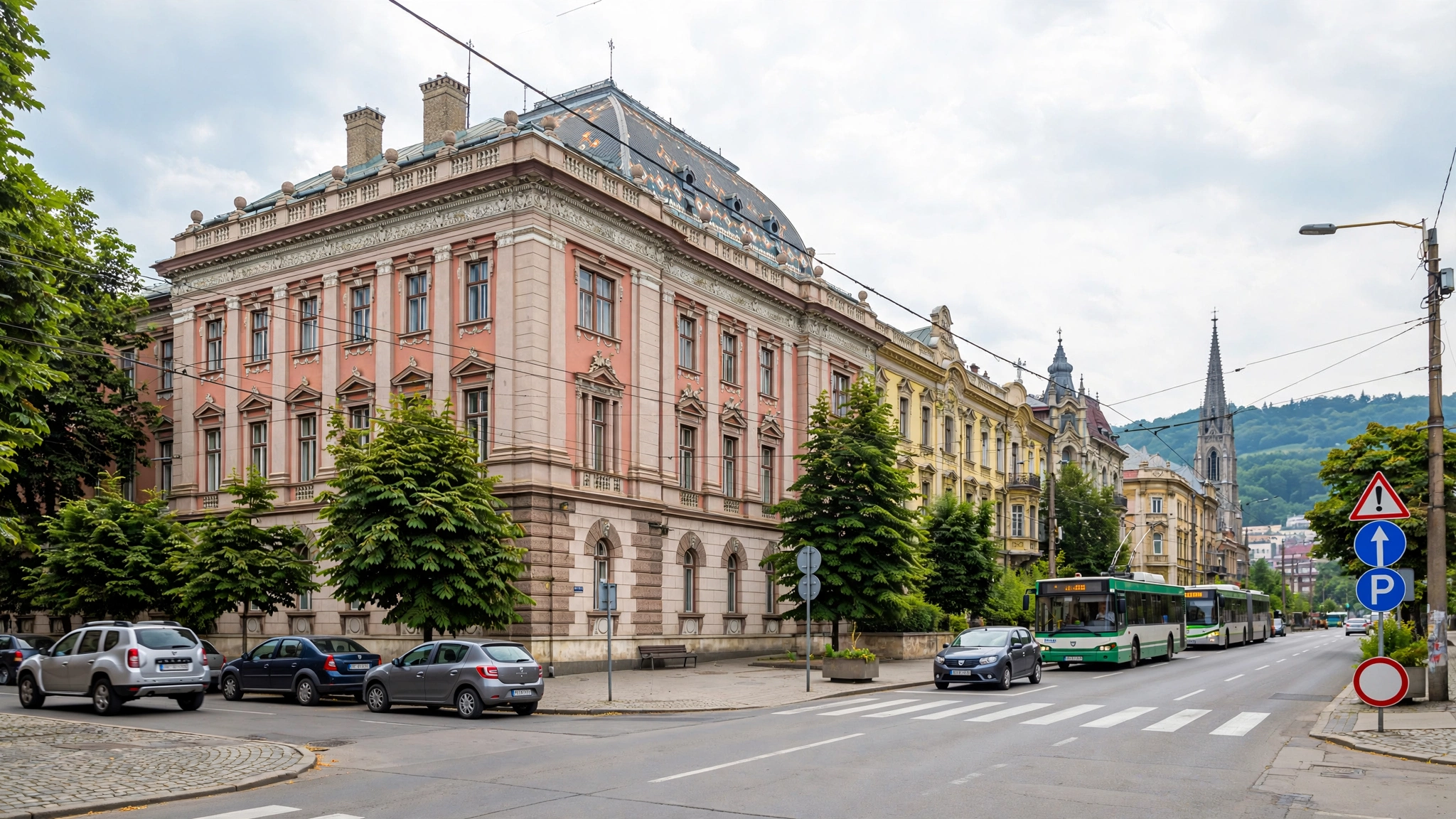 Clădirea Judecătoriei Cluj-Napoca, instanța care a admis arestarea preventivă a bărbatului din Sânpaul