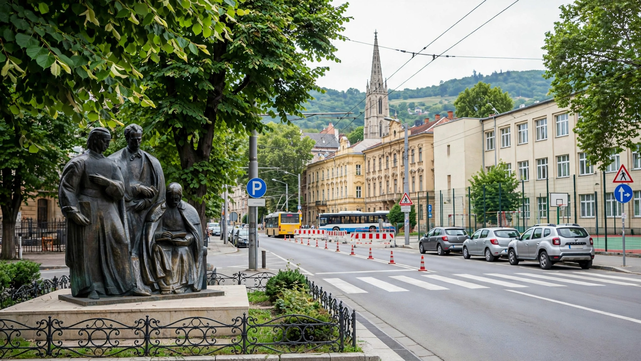 Grupul Statuar „Școala Ardeleană” din Cluj-Napoca, pe strada Mihail Kogălniceanu